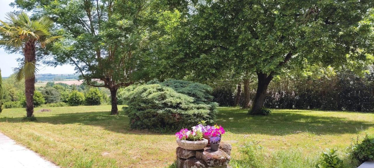 Domaine Les Garrigues Bed & Breakfast Puygaillard-de-Quercy Luaran gambar