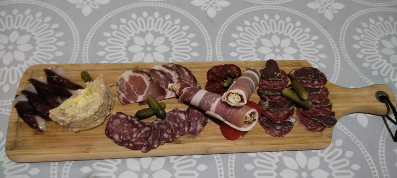 Domaine Les Garrigues Bed & Breakfast Puygaillard-de-Quercy Luaran gambar